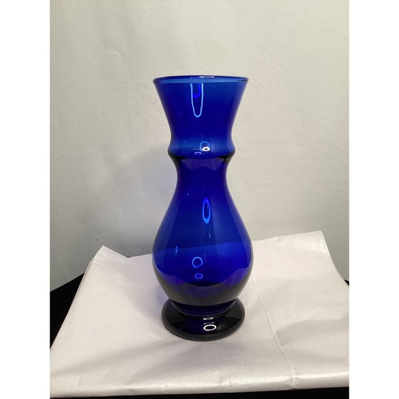 Dark Cobalt Blue Hand Blown Vase - Picture 2 of 6